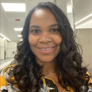 Meet your Posher, Natalie